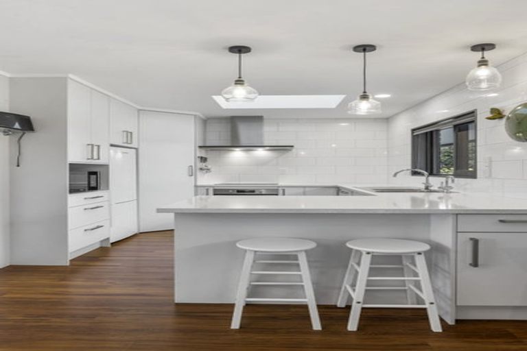 Photo of property in 7a Iwa-iti Street, Waitara, 4320