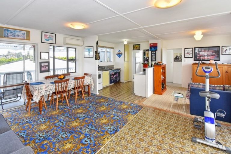 Photo of property in 74 Wharf Road, Clarks Beach, Pukekohe, 2679