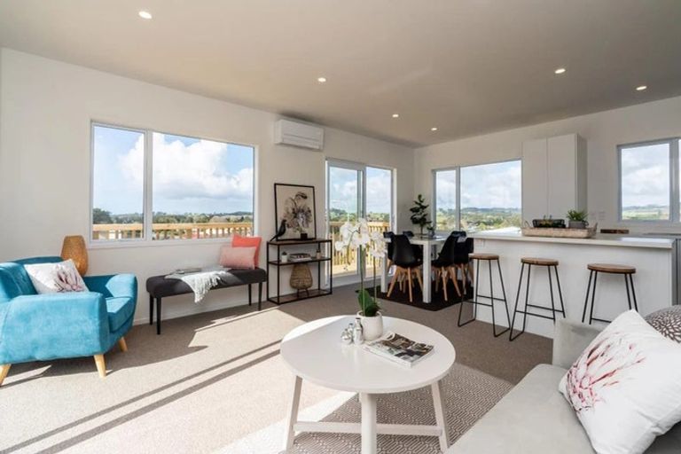 Photo of property in 1 Fantail Way, Mangawhai, 0505