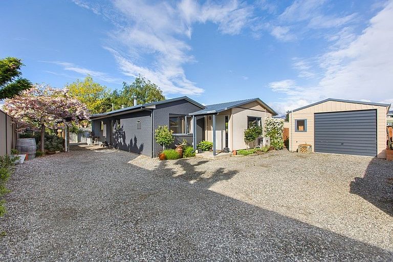 Photo of property in 56a Inniscort Street, Cromwell, 9310