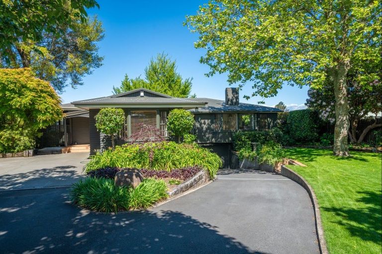 Photo of property in 61 Shepherd Road, Waipahihi, Taupo, 3330