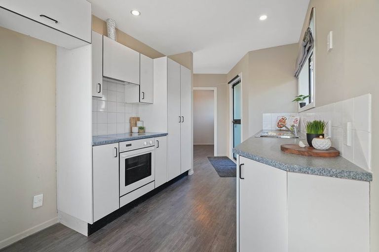 Photo of property in 11 Whelan Place, Hei Hei, Christchurch, 8042