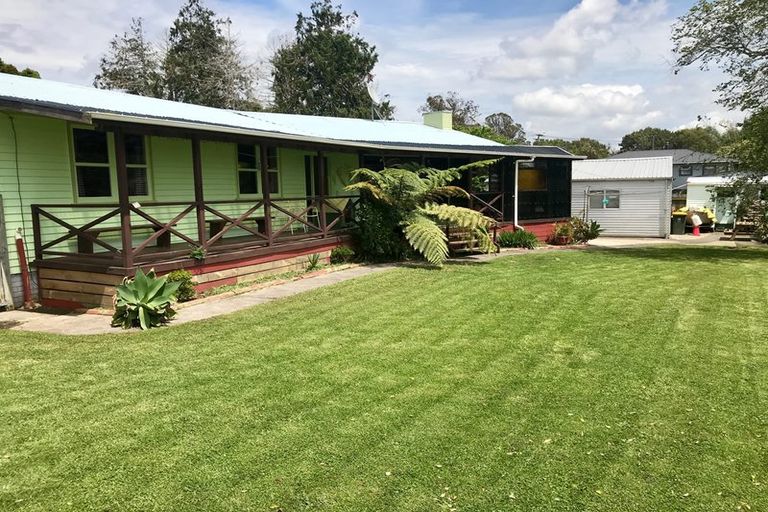 Photo of property in 35 Friedlanders Road, Manurewa, Auckland, 2102