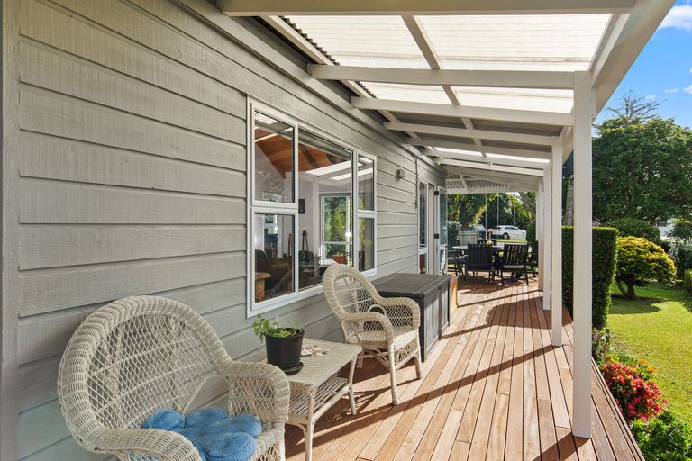 Photo of property in 12 Waimanu Place, Point Wells, Warkworth, 0986