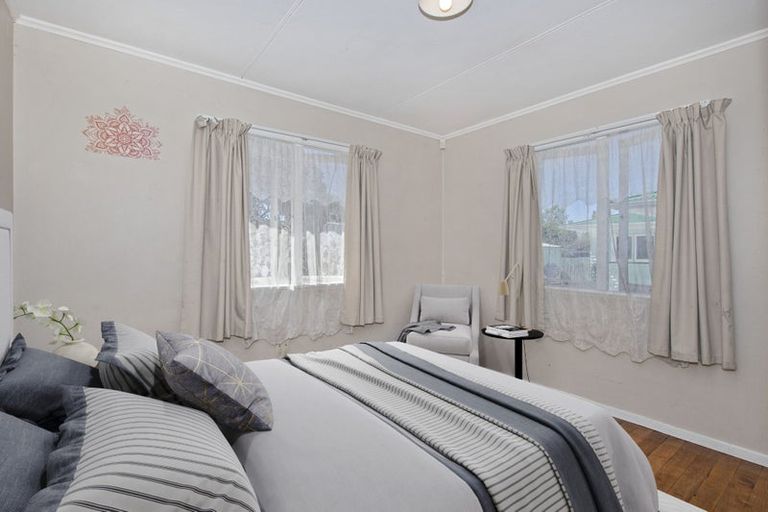 Photo of property in 3 Taraire Crescent, Otangarei, Whangarei, 0112