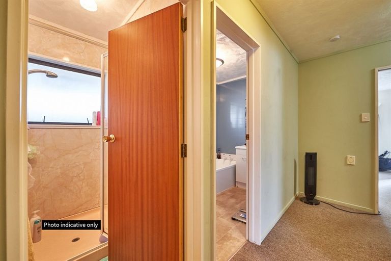 Photo of property in 7a Carow Street, Palmerston North, 4410