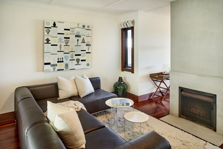 Photo of property in 5 Ocean Parade, Pukerua Bay, 5026