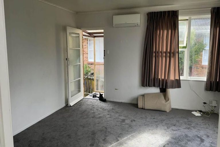 Photo of property in 3/133 Titirangi Road, New Lynn, Auckland, 0600