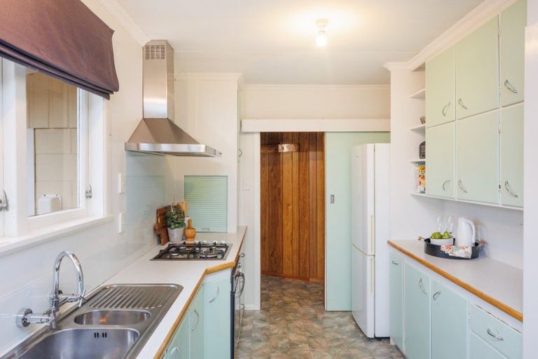 Photo of property in 49 Pitama Road, Awapuni, Palmerston North, 4412