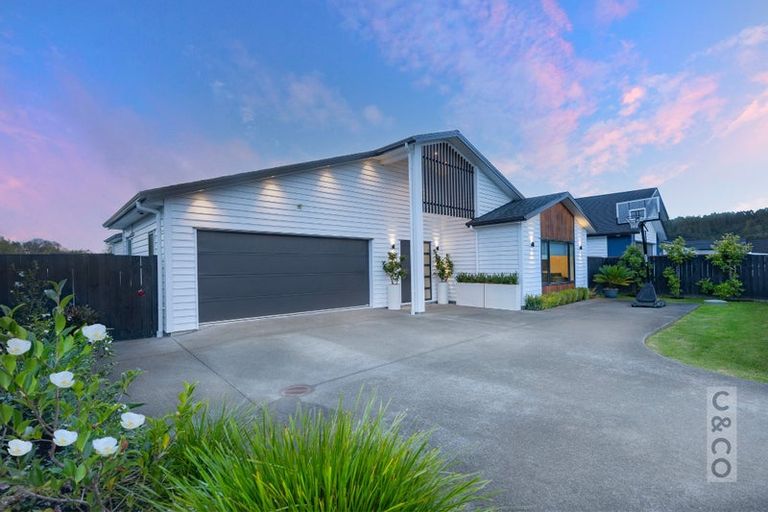 Photo of property in 58 Fruitlands Road, Kumeu, 0810