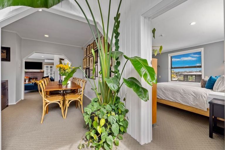 Photo of property in 11d Trinidad Road, Sunnynook, Auckland, 0620