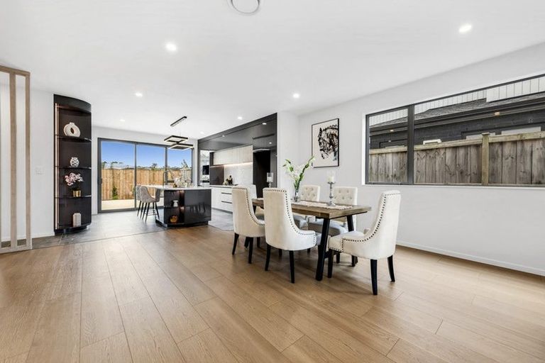 Photo of property in 6 Bendridge Street, Flat Bush, Auckland, 2019