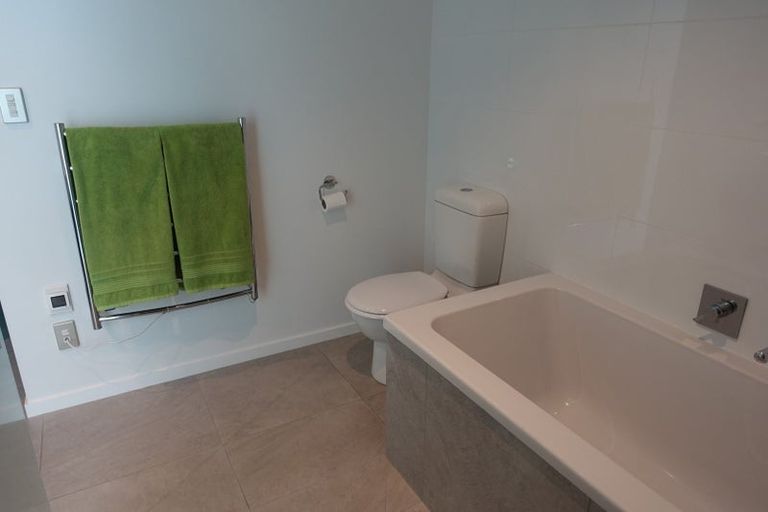 Photo of property in 39 Peacock Street, Christchurch Central, Christchurch, 8013