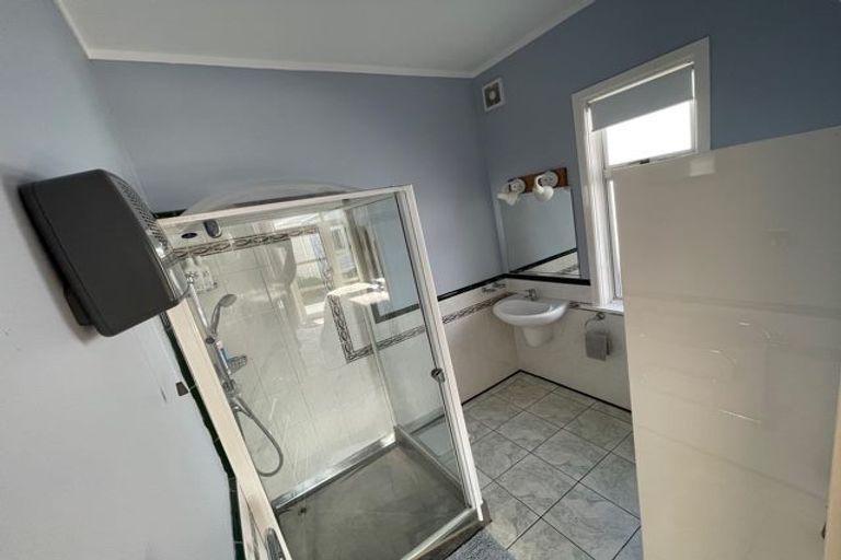 Photo of property in 96 Knights Road, Hutt Central, Lower Hutt, 5010