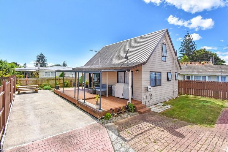Photo of property in 2/104 Tui Road, Papatoetoe, Auckland, 2025