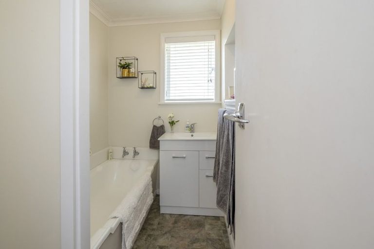 Photo of property in 21 Burn Street, Levin, 5510