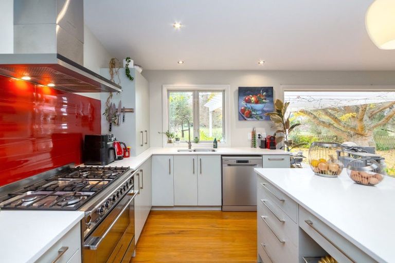 Photo of property in 121 Kuratawhiti Street, Woodside, Greytown, 5794