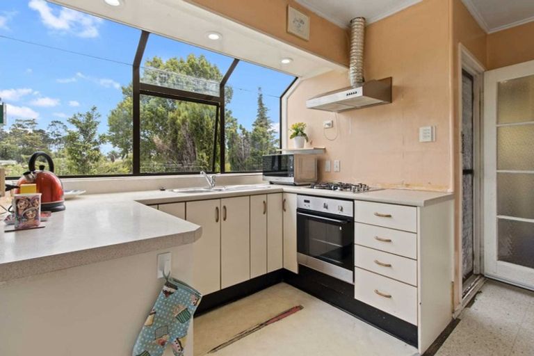 Photo of property in 72 Glendene Avenue, Glendene, Auckland, 0602