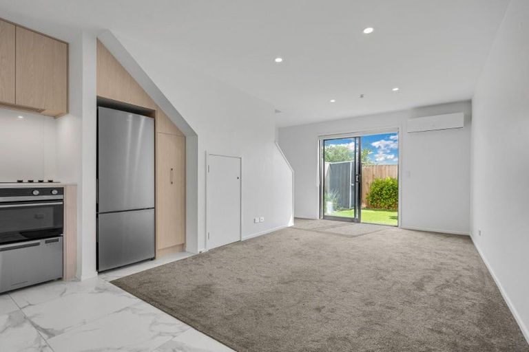 Photo of property in 5/137 View Road, Sunnyvale, Auckland, 0612