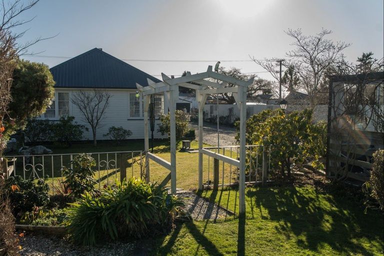 Photo of property in 65 Northumberland Street, Tapanui, 9522