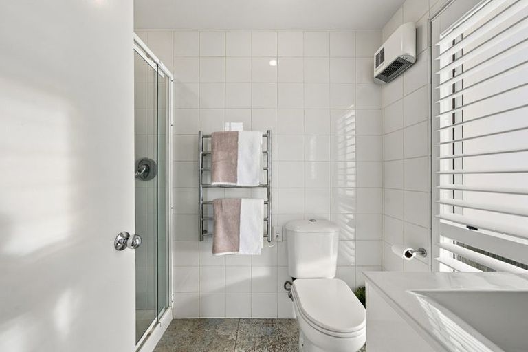 Photo of property in 74 Office Road, Merivale, Christchurch, 8014
