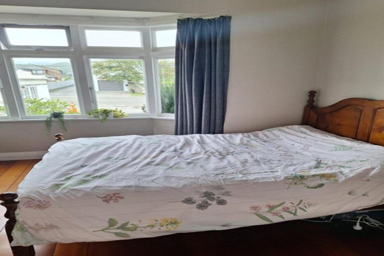 Photo of property in 8 Chamberlain Road, Karori, Wellington, 6012