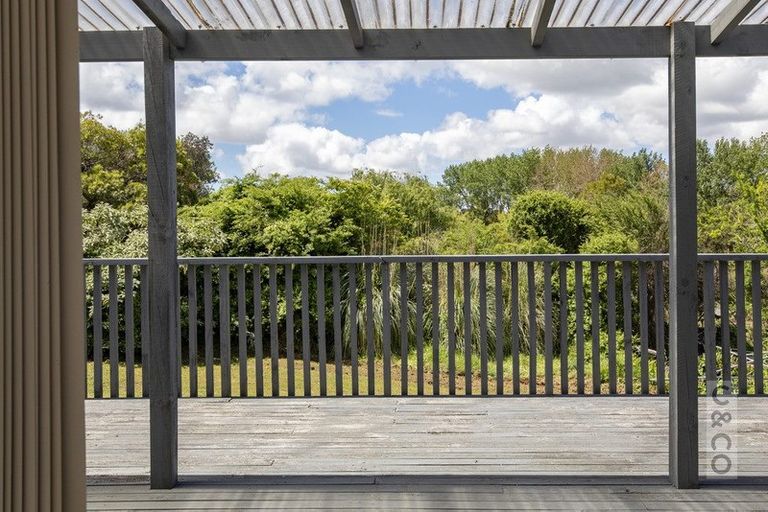 Photo of property in 28 Weza Lane, Kumeu, 0810