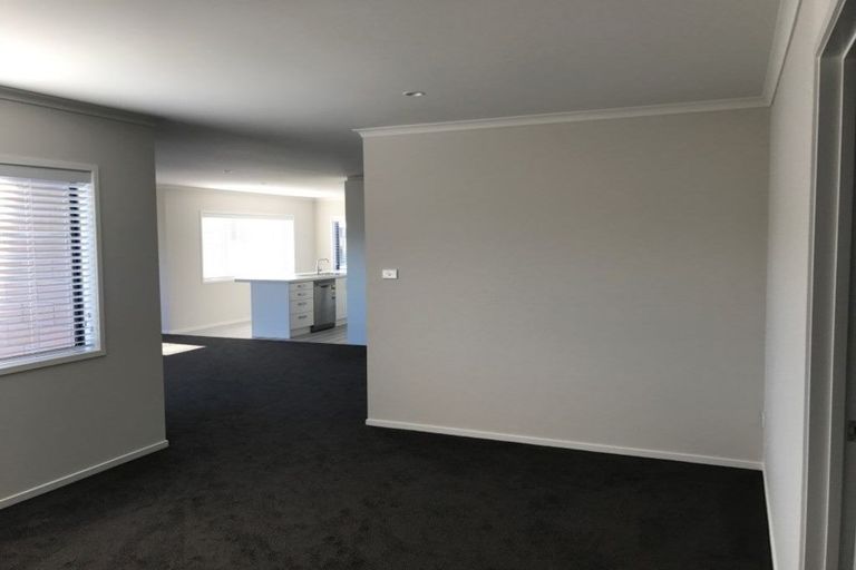 Photo of property in 15 Harding Drive, Papamoa Beach, Papamoa, 3118