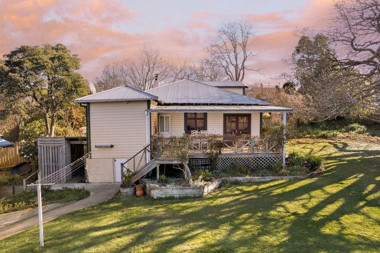 Photo of property in 24 Mount Street, Wakari, Dunedin, 9010
