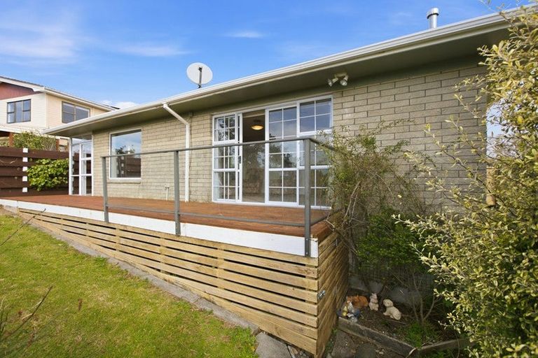 Photo of property in 34 Truby King Street, Merrilands, New Plymouth, 4312