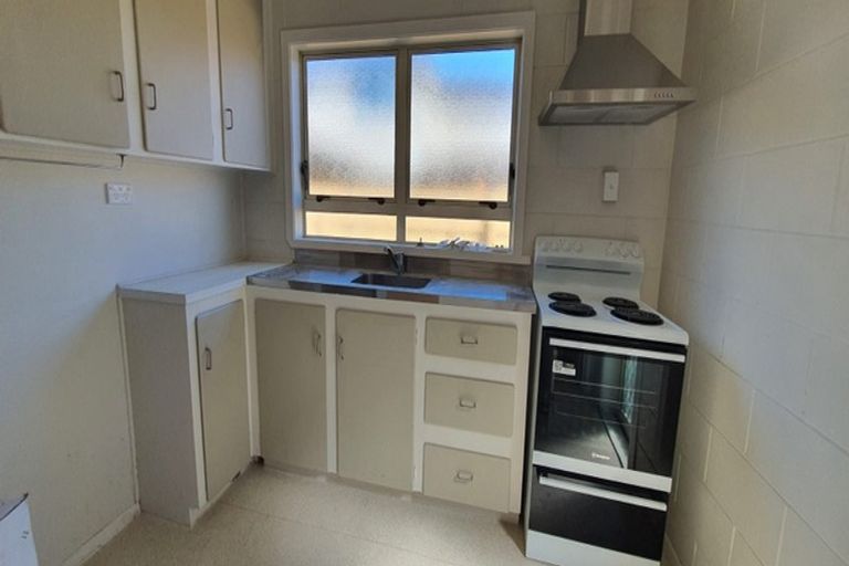 Photo of property in 33 Hayward Road, Ngatea, 3503