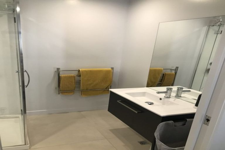 Photo of property in Frank Sargeson Apts, 503/80 Anzac Street, Takapuna, Auckland, 0622