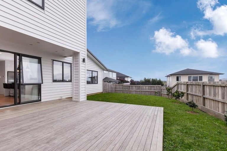 Photo of property in 28 Harvest Avenue, Orewa, 0931