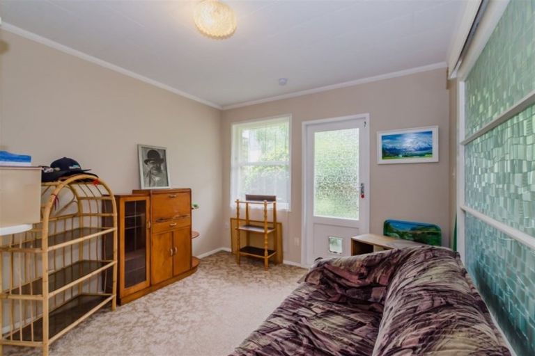 Photo of property in 2/44 Tui Road, Raumati Beach, Paraparaumu, 5032