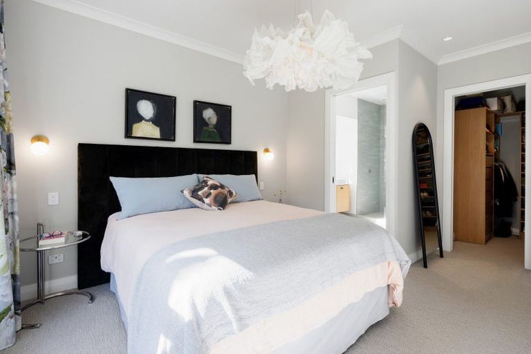 Photo of property in 76 Princes Street, Cambridge, 3434