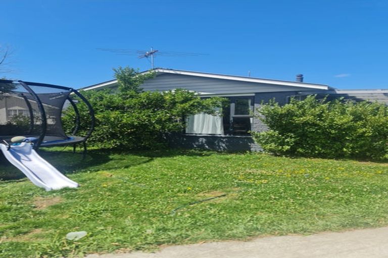 Photo of property in 44 Dickson Crescent, Hornby, Christchurch, 8042
