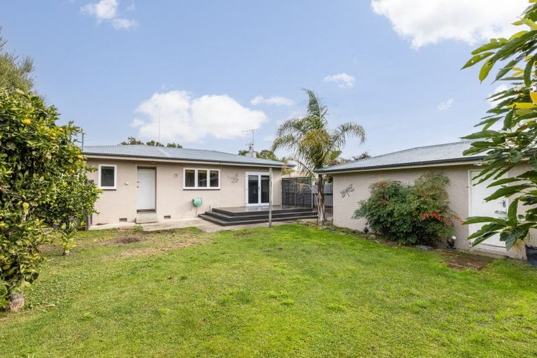 Photo of property in 17 Veronica Avenue, Marewa, Napier, 4110