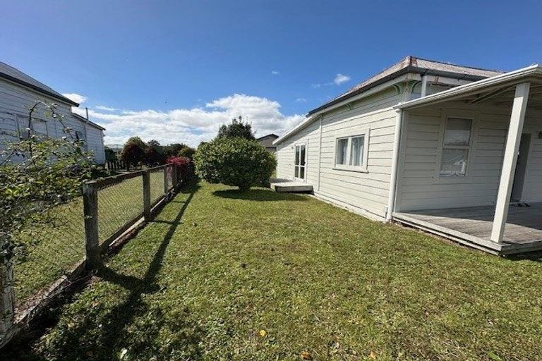 Photo of property in 19 London Street, Dannevirke, 4930