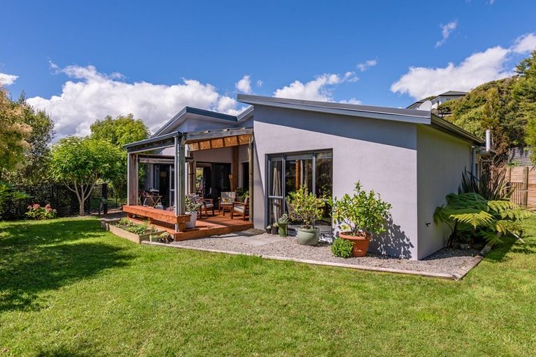 Photo of property in 11 Port Lane, Whitby, Porirua, 5024