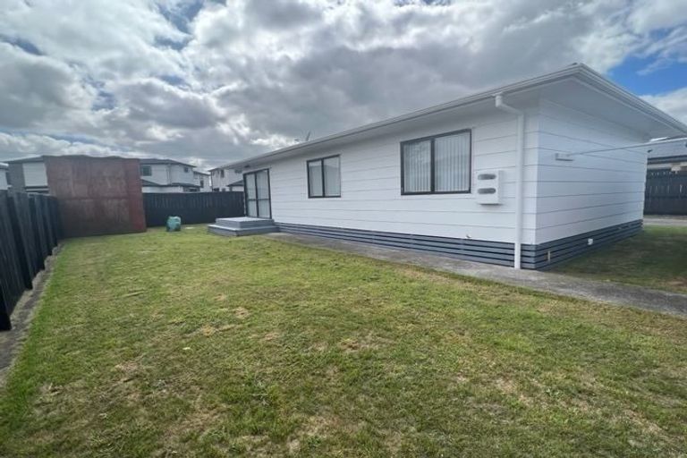 Photo of property in 2/30 Gloucester Road, Manurewa, Auckland, 2102