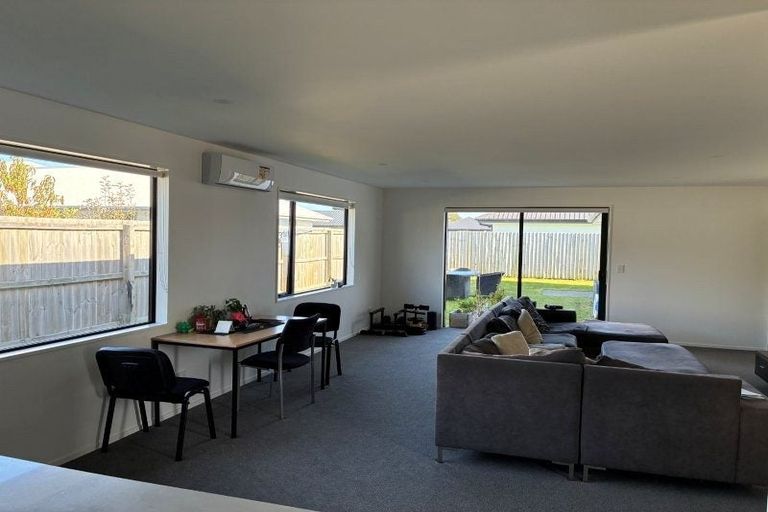 Photo of property in 10 Beckford Way, Rolleston, 7614