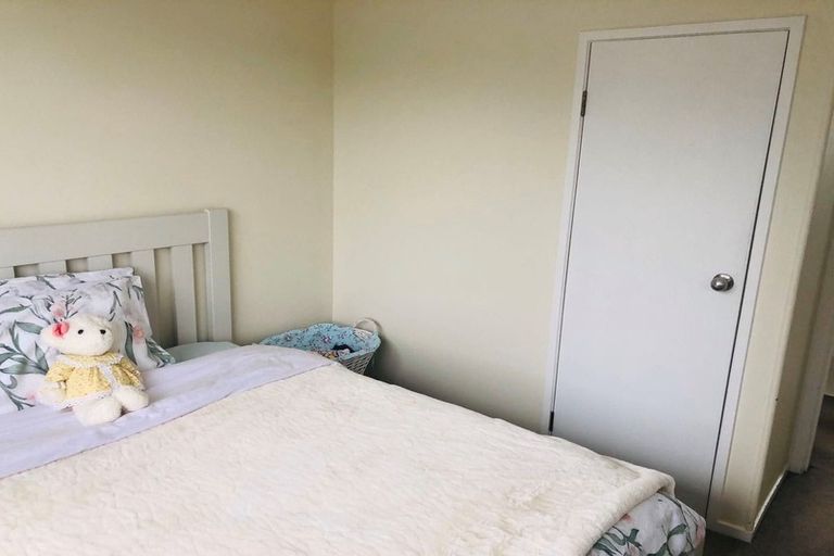 Photo of property in 59 Lavery Place, Sunnynook, Auckland, 0632