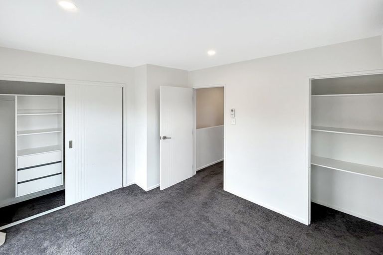 Photo of property in 2/28 Vodanovich Road, Te Atatu South, Auckland, 0610