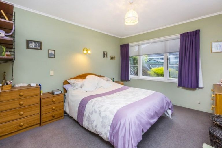 Photo of property in 13 Lane Street, Wallaceville, Upper Hutt, 5018
