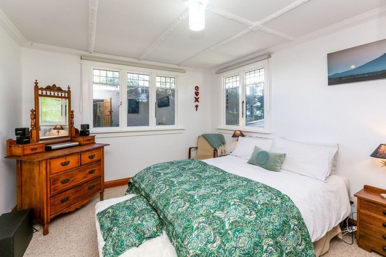 Photo of property in 76 Belt Road, New Plymouth, 4310