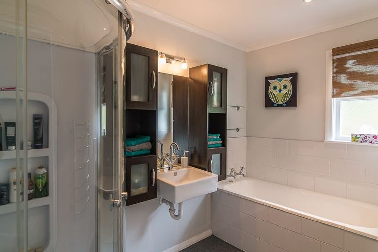 Photo of property in 245 Main Road, Tawa, Wellington, 5028