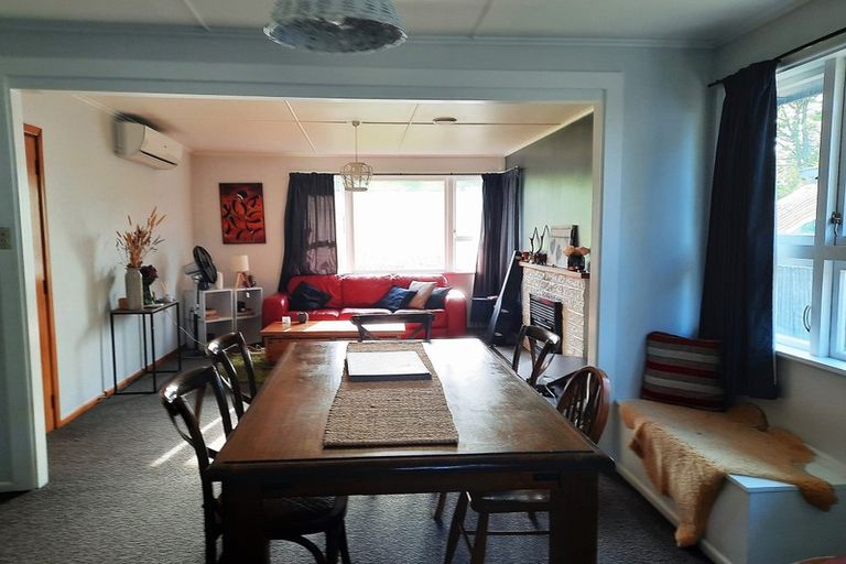 Photo of property in 47 Great North Road, Waipawa, 4210