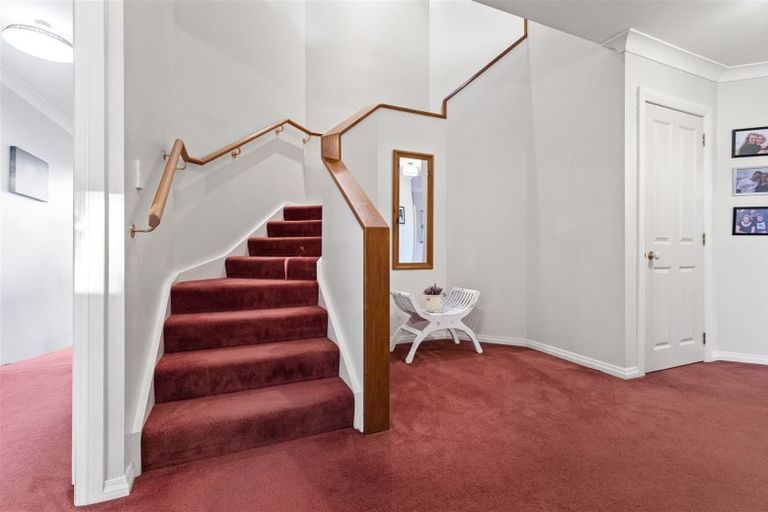 Photo of property in 4 Clayden Drive, Gulf Harbour, Whangaparaoa, 0930