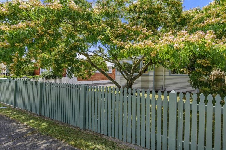 Photo of property in 35 Murray Street, Wallaceville, Upper Hutt, 5018