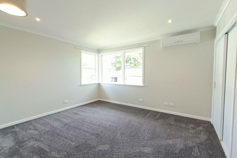 Photo of property in 2 Cindy Place, Pakuranga, Auckland, 2010